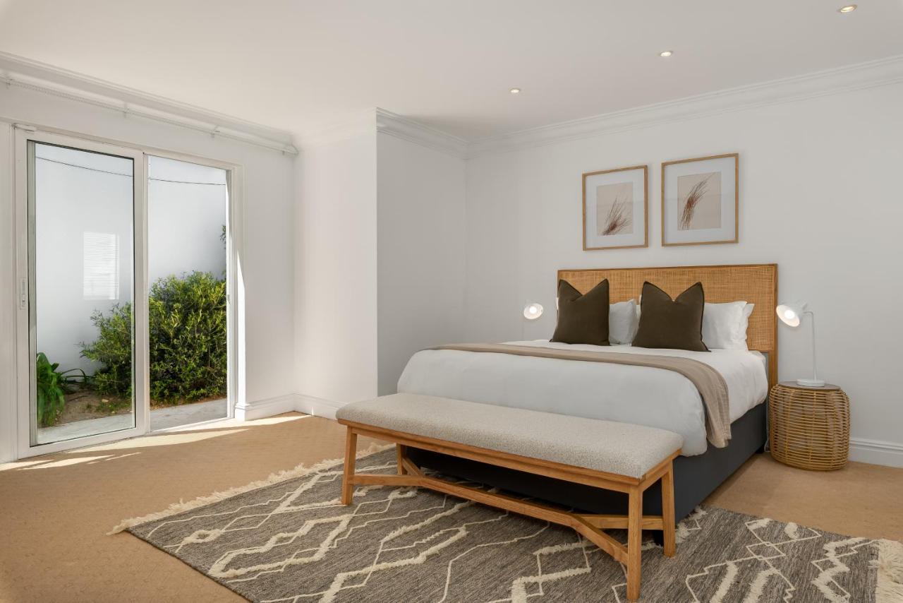 1 Victoria Road Unit 3 * Cape Town